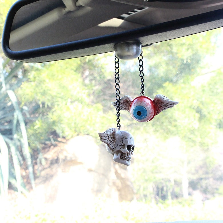 Creative resin for hanging accessories on the eye skeleton car - NOVADI